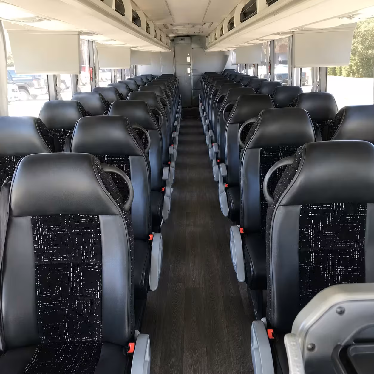 corporate event charter bus rentals in murfreesboro tennessee
