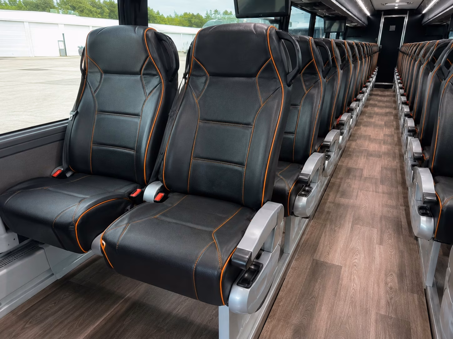 how bus type changes charter bus prices in murfreesboro tennessee
