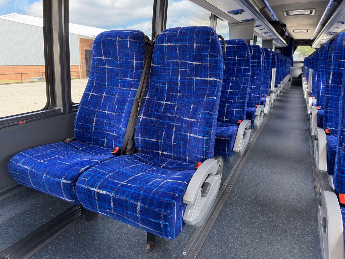 how the day of the week changes what a bus costs in murfreesboro tennessee