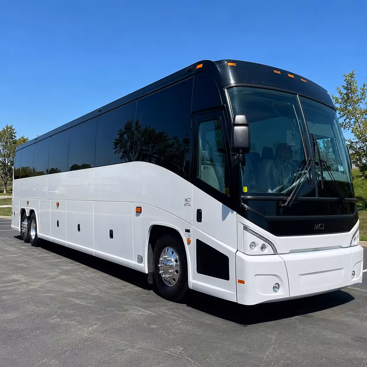 murfreesboro charter bus rental exterior